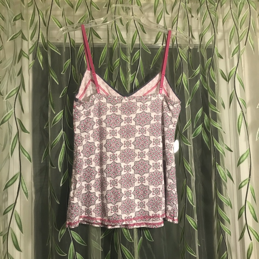 Fun sleep tank - Picture 3 of 4